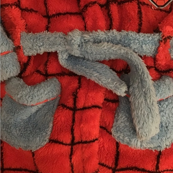 Spider-Man Robe - Picture 2 of 3